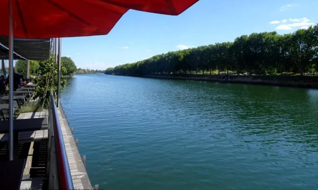 Appartement Au Bord De Seine Epinay-sur-Seine Luaran gambar