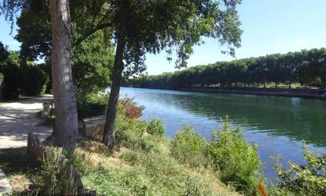 Appartement Au Bord De Seine Epinay-sur-Seine Luaran gambar
